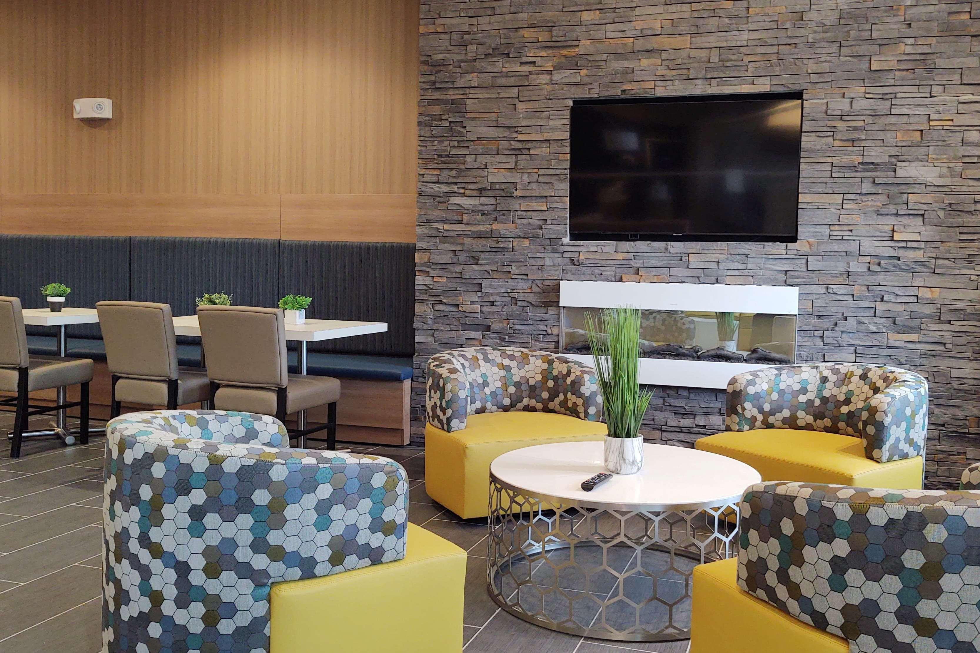Microtel Inn & Suites By Wyndham Liberty/Ne Kansas City Area Exterior foto